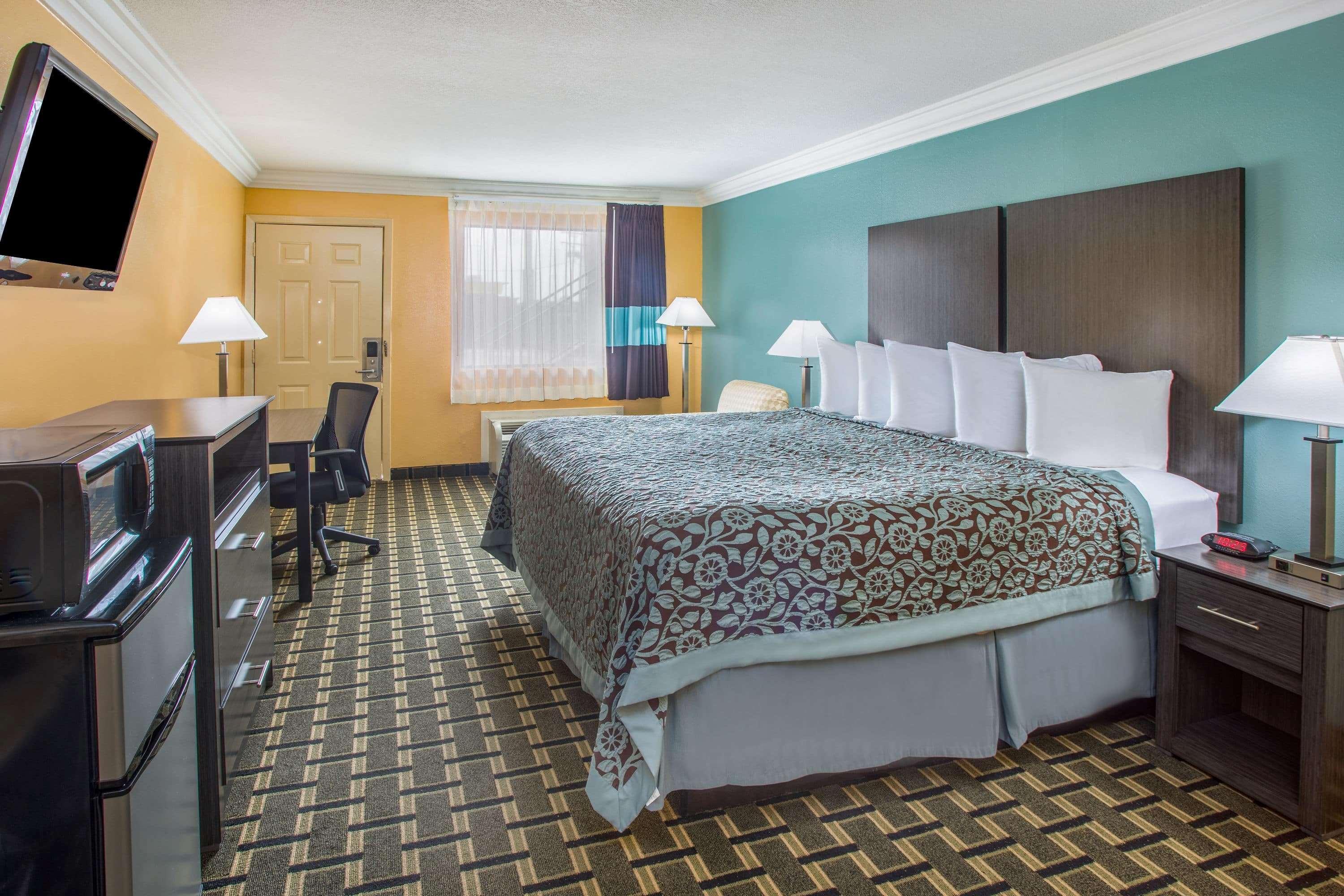 Days Inn By Wyndham Crowley Eksteriør billede