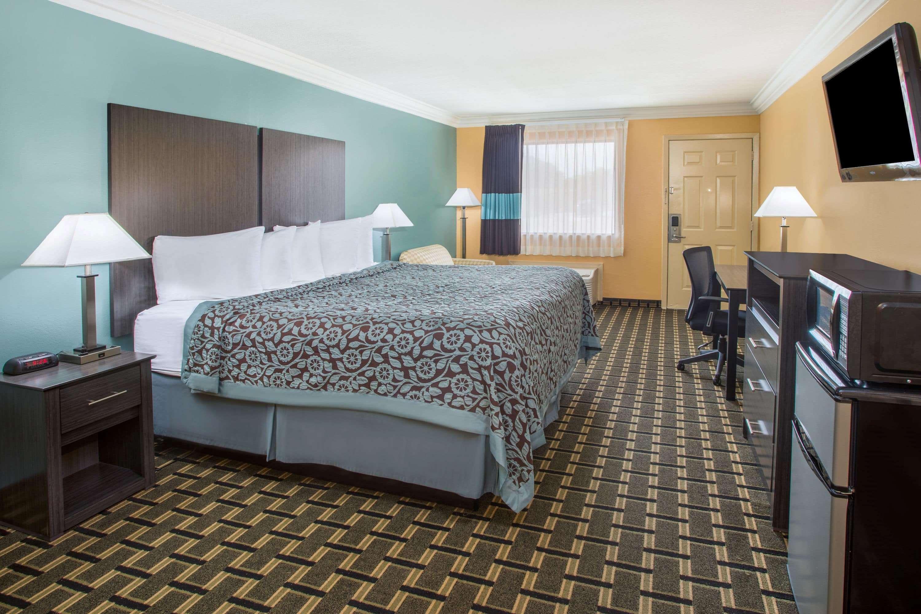 Days Inn By Wyndham Crowley Eksteriør billede